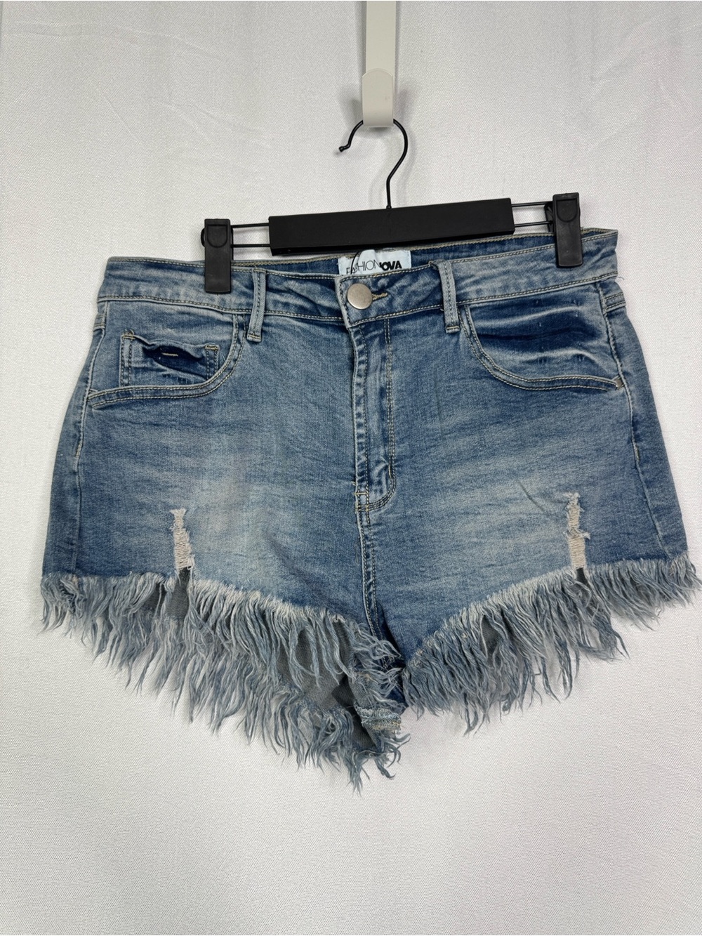 591. Fashion Nova Light Blue Distressed Frayed Denim Shorts Size 13